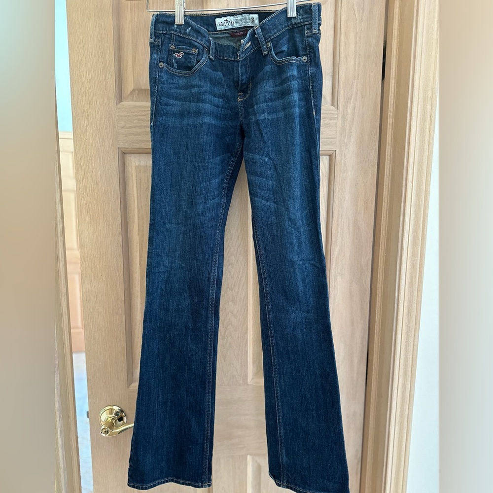 Hollister Women’s Size 3 Bootcut jeans